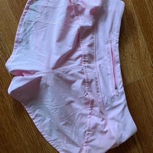 Lululemon Speed Up Short 2.5” SZ 8 light Pink